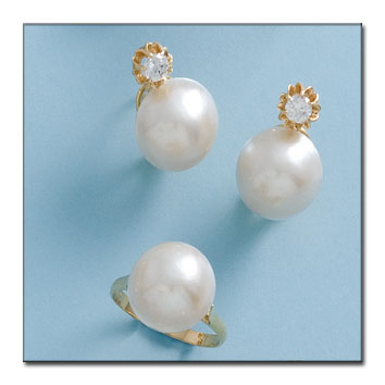 [P2130] PENDIENTES ORO 18KL PERLAS JAPONESAS