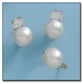 [P2372] PENDIENTES ORO BLANCO 18KL P. JAPONESAS 